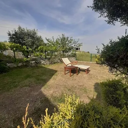 Muestakil Havuzlu Deniz Manzarali 4*